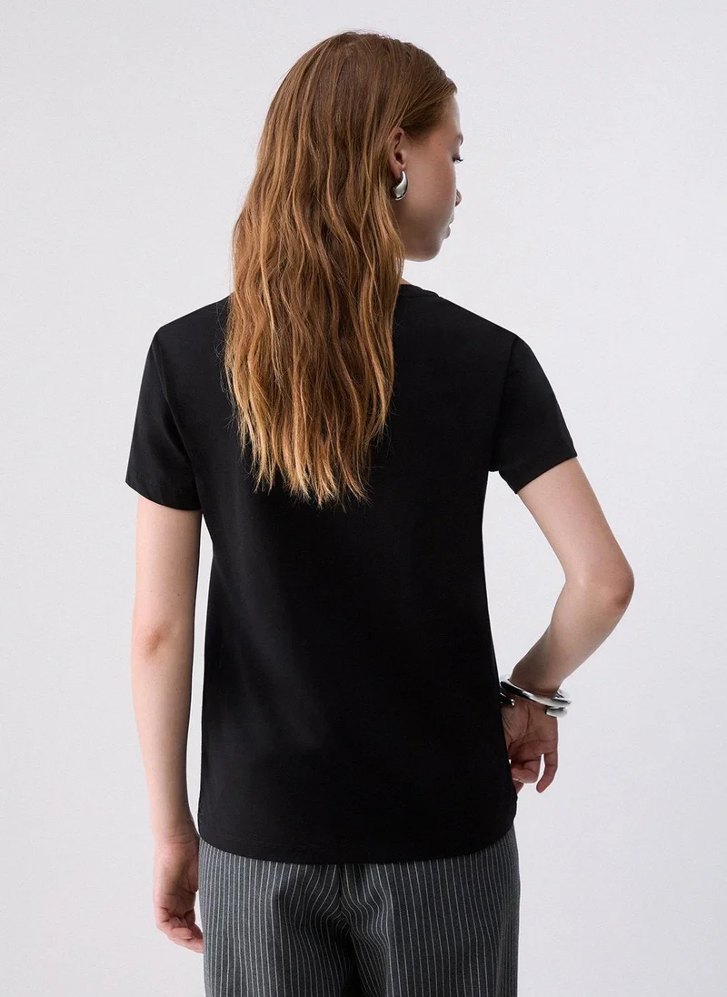 ليو جو T-shirt with rhinestones