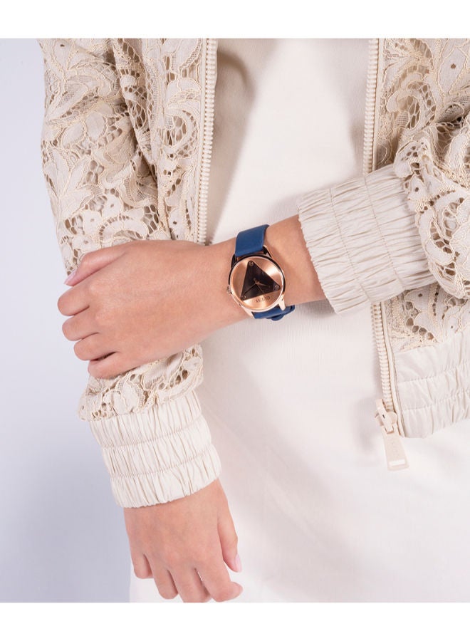 GUESS Rubber Analog Wrist Watch GW0509L1 - Image 3