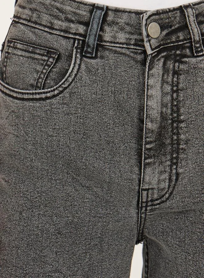 Styli Mid Rise Five-Pocket Style Wide Leg Jeans