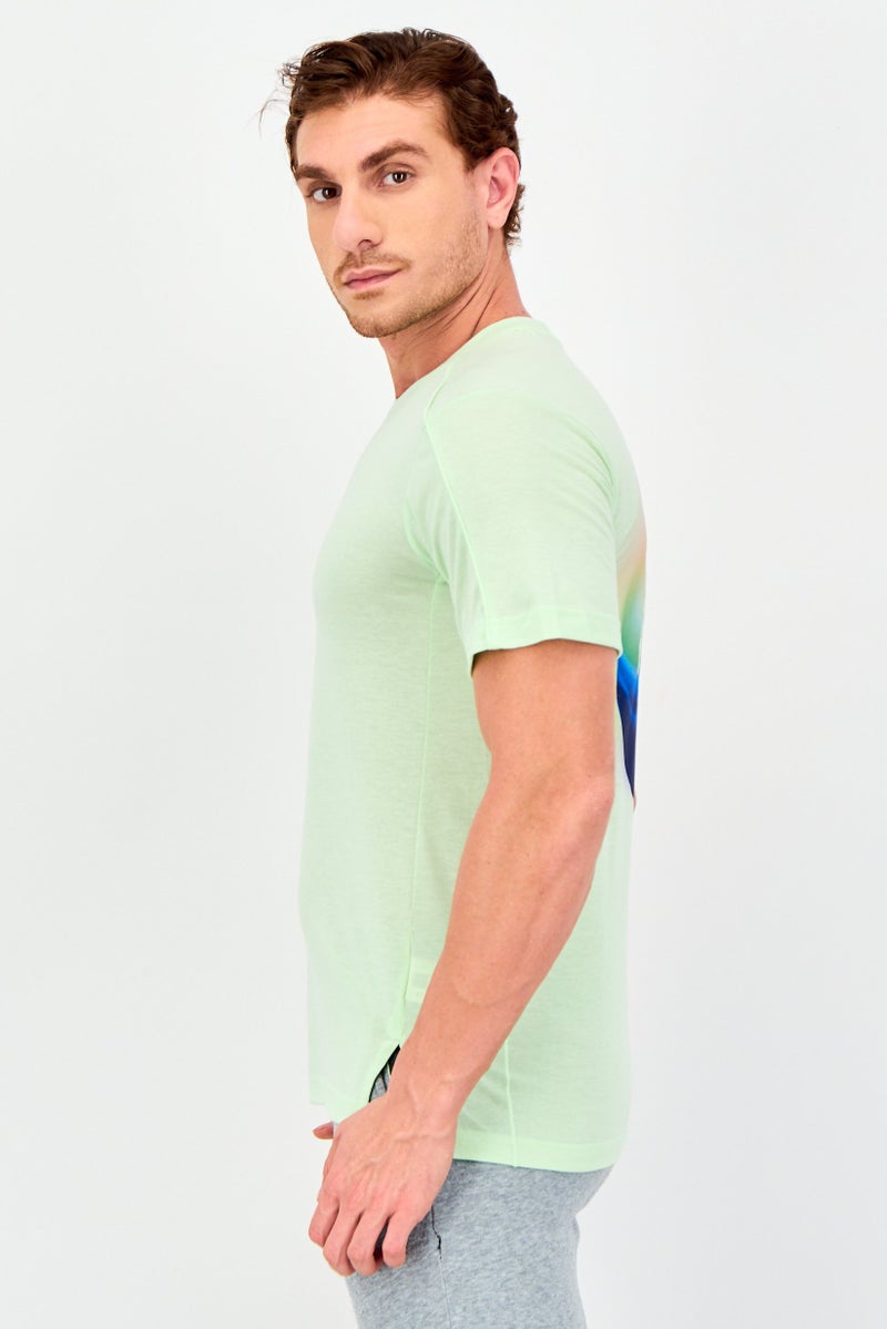 Adidas تي شيرت يوجا للرجال بأكمام قصيرة، لون أخضر نعناعي - Image 2