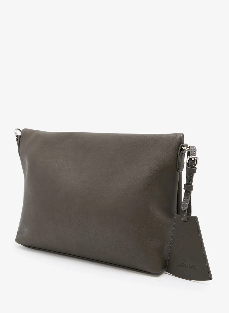 لوريان Charu Re