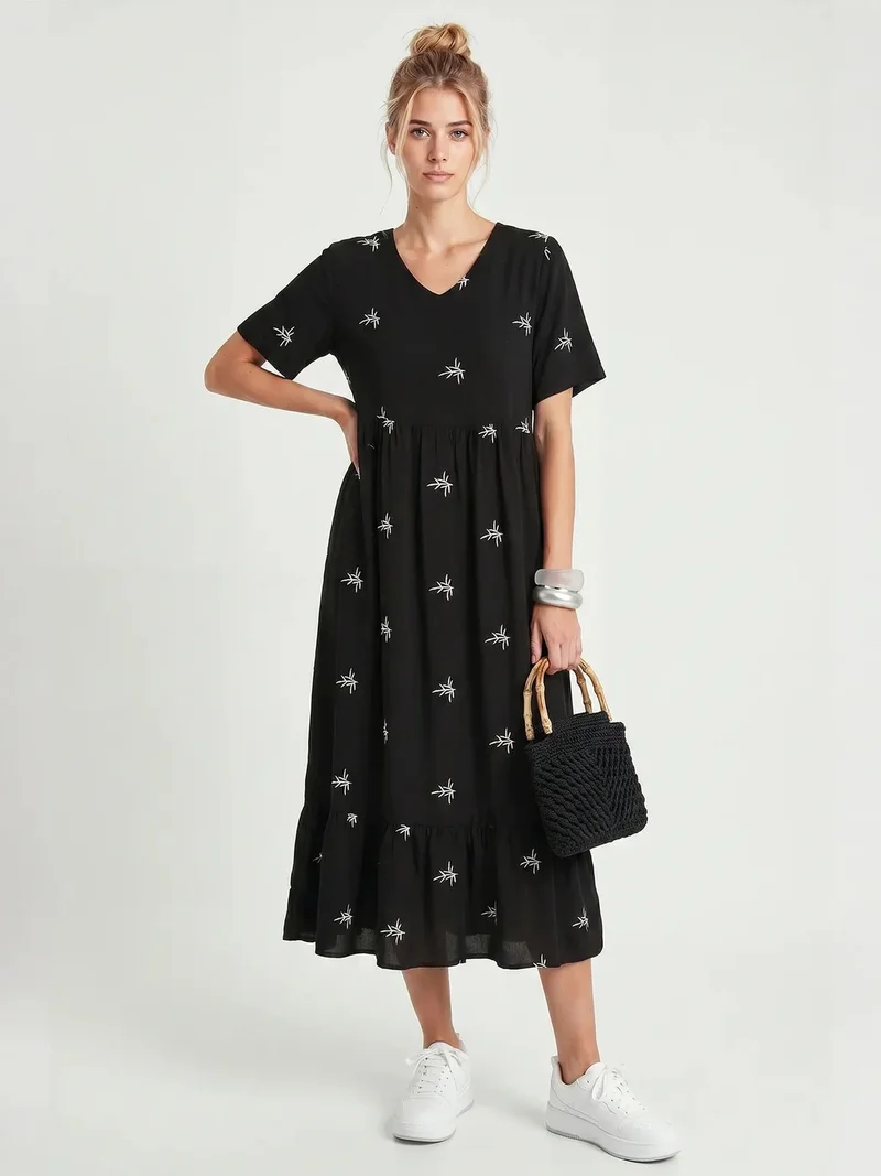 السعادة في إسطنبول ISTANBUL Embroidered V-Neck Midi Dress