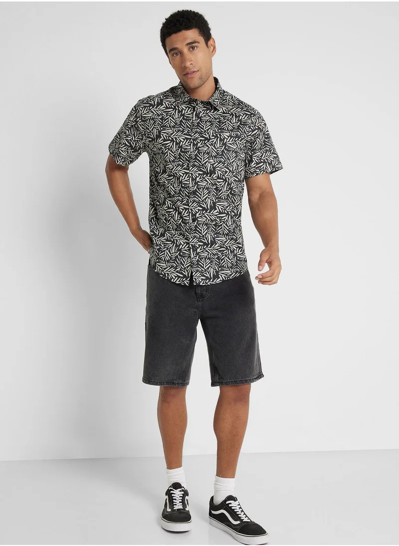 سفنتي فايف Leaf Print Shirt