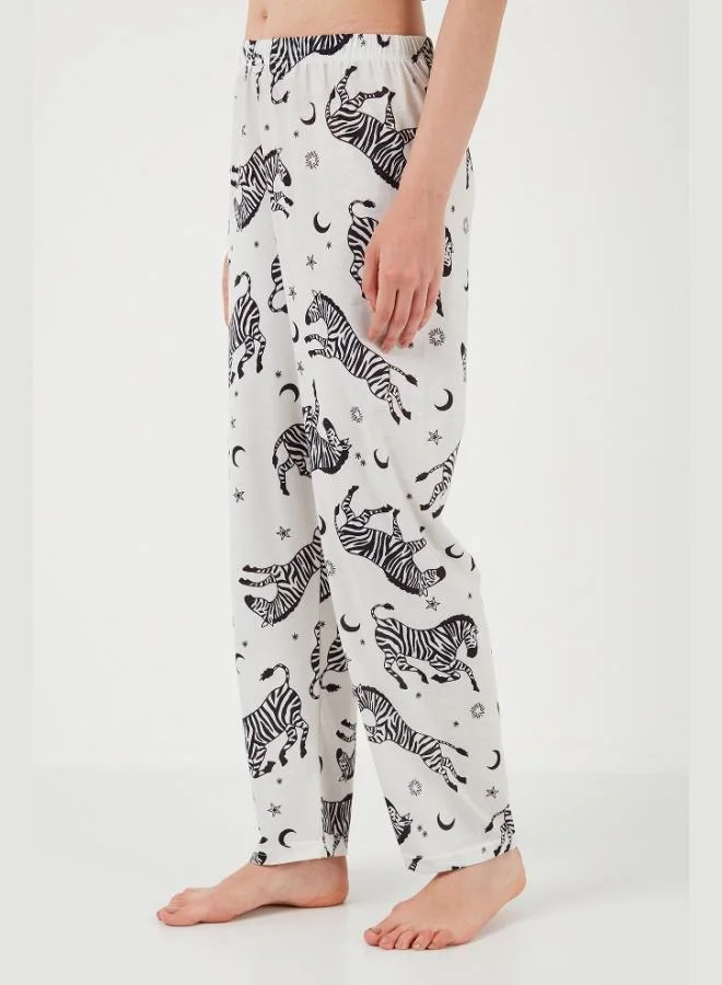 Lela  Lela Patterned Short-Sleeved Shirt Collar Woven Regular Fit Pajama Set for Women PAJAMAS SET 6571010 for Women | Best Price UAE