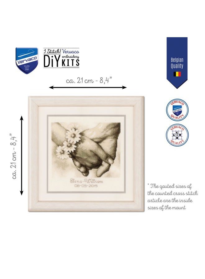 Vervaco Counted Cross Stitch Kit, 8,4 x 8,4 inch, Just Married - Image 2