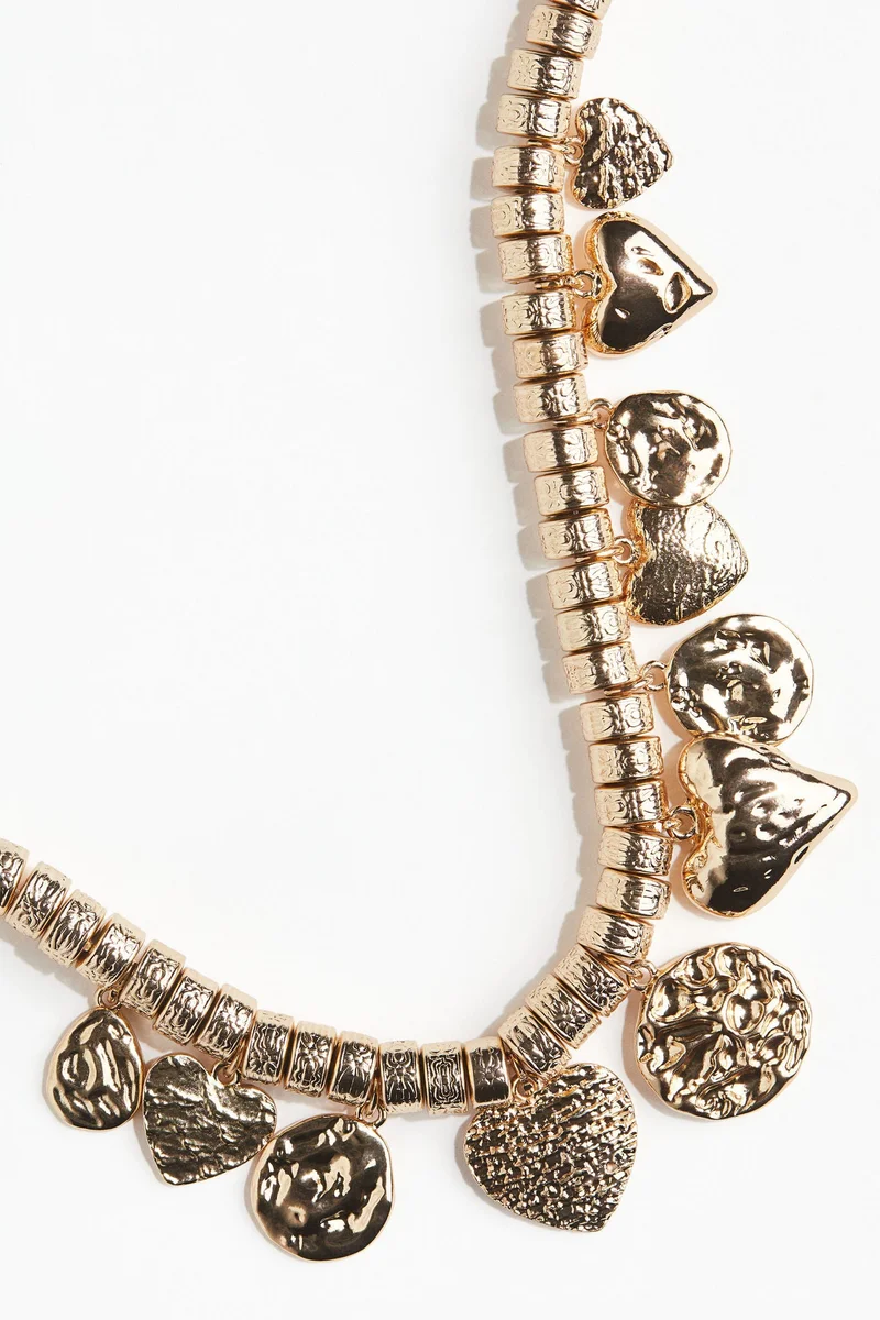 H&M Beaded pendant necklace