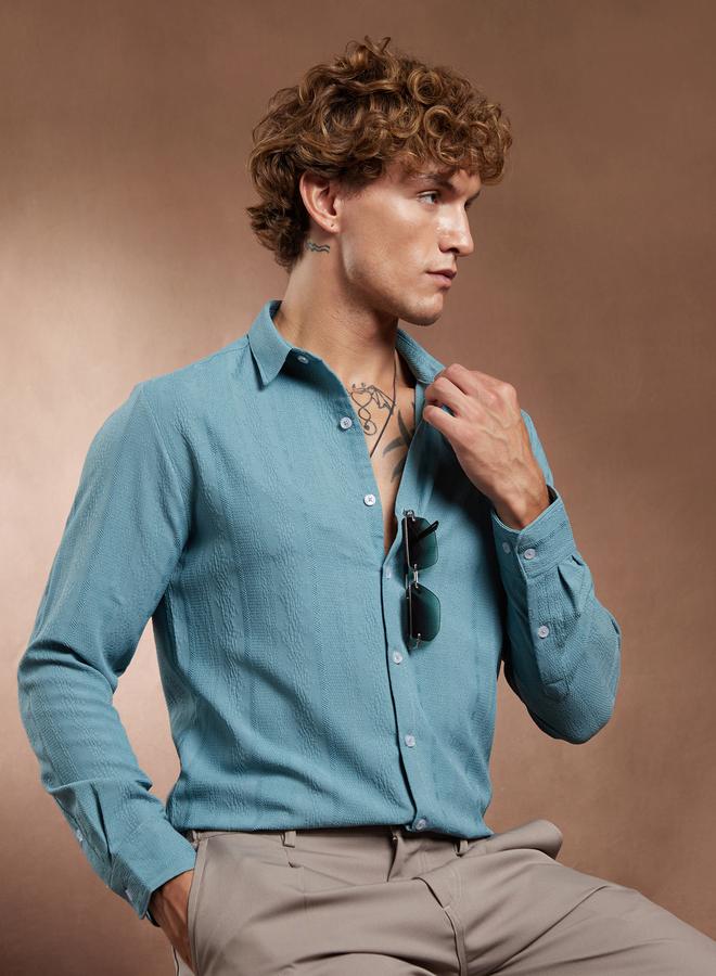 Campus Sutra Men Sky Blue Textured Spread Collar Shirt - Image 3