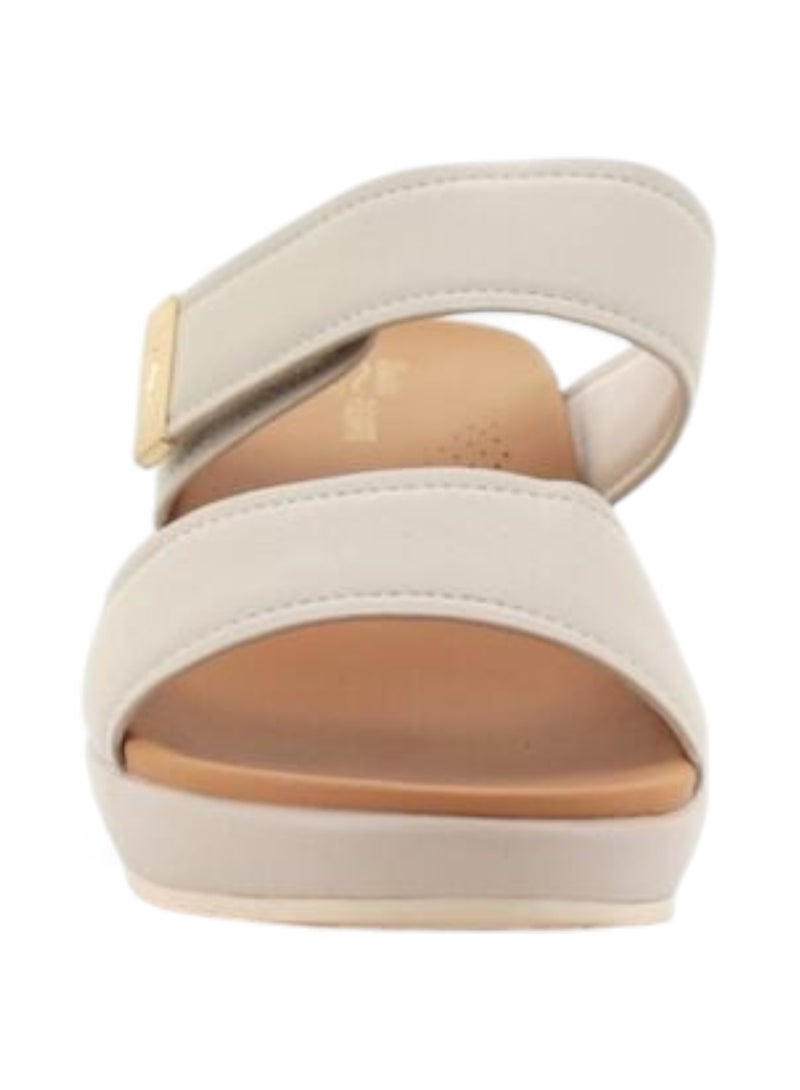 Bata Elegant Cross-Strap Wedge Sandal - Image 2