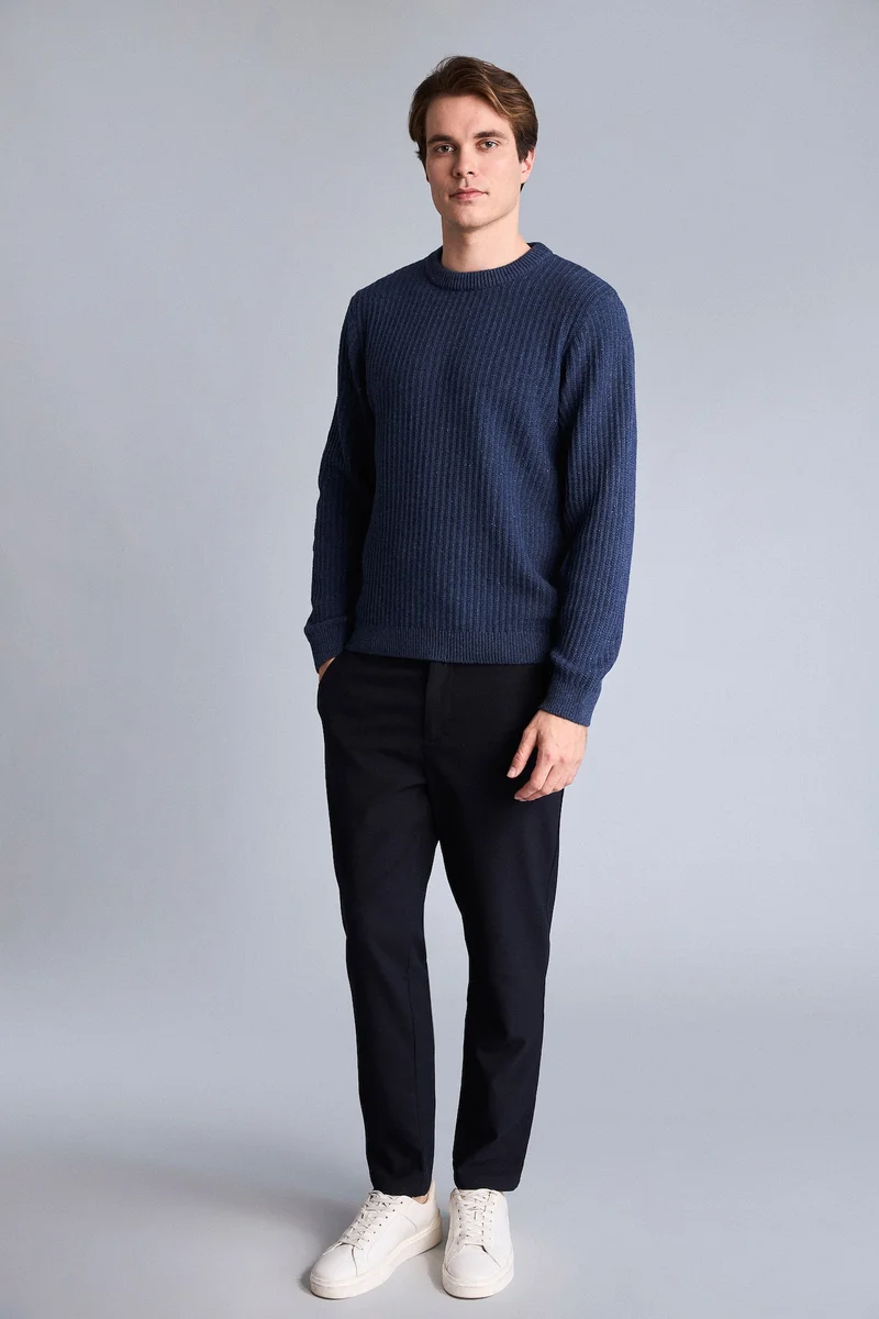 ديفاكتو Standard Fit Crew Neck Knitwear Pullover