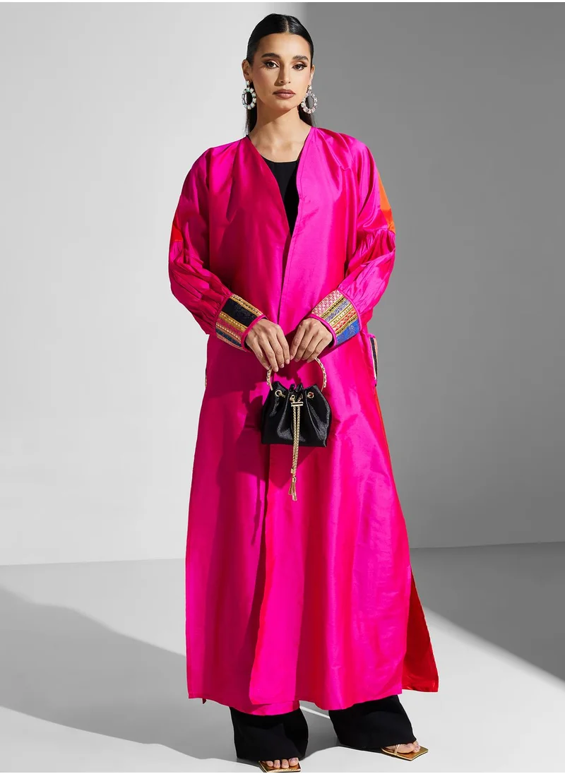 Khizana Two Toned Abaya With Puff Sleeve