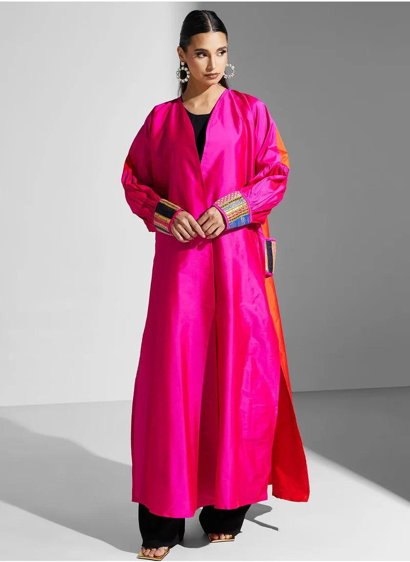 Khizana Two Toned Abaya With Puff Sleeve