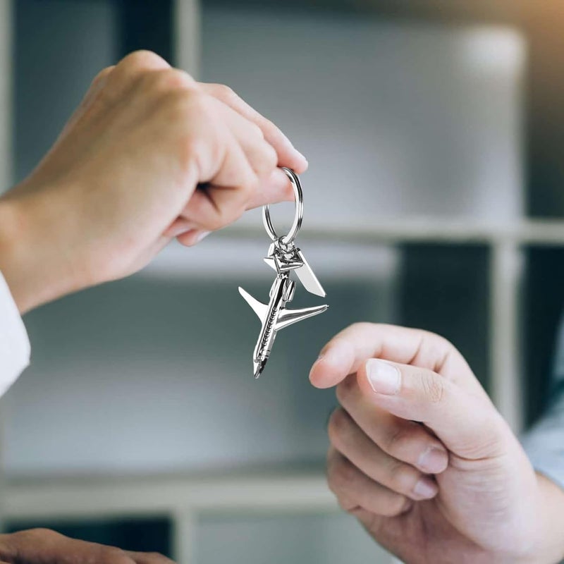 Sleek Silver Aircraft Model Keychain - Perfect Gift for Aviation Enthusiasts - Image 4