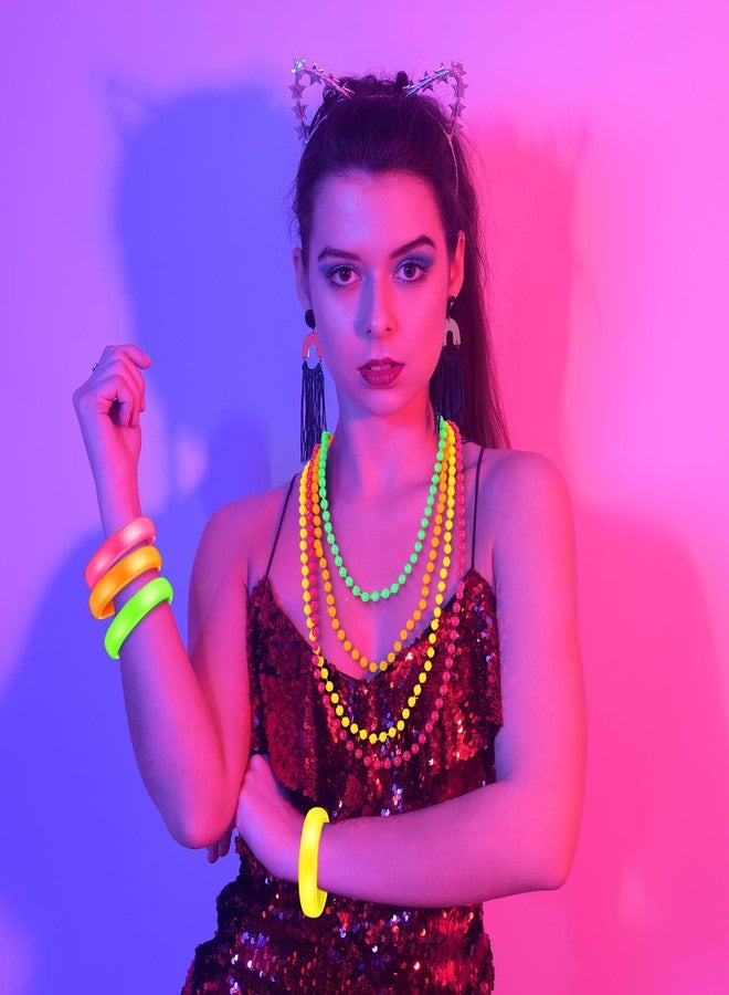 Batiyeer ملحقات أزياء نيون من باتيير 48 قطعة للنساء، 24 قطعة سوار بلاستيكي نيون من الثمانينات و24 قطعة قلادة خرز ملحقات أزياء من الثمانينات للنساء لزينة حفلات عيد الميلاد النيون - Image 2