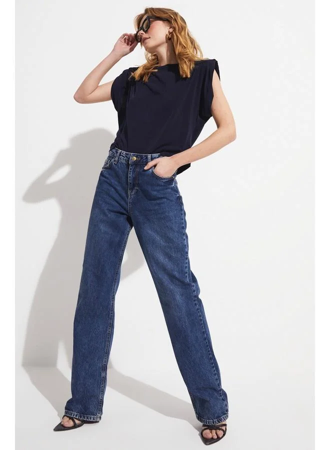 جون June Sleeve Detailed Blouse