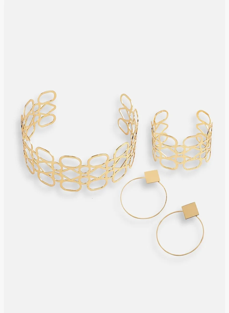SOHI Gold Plated Designer Party Necklace, Earrings and Bracelet Set For Women
