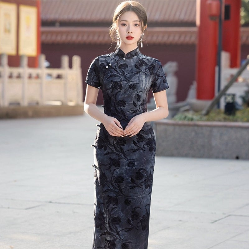 Shanghai Style Long Qipao Spring 2024 Elegant Short-Sleeve Dress Black