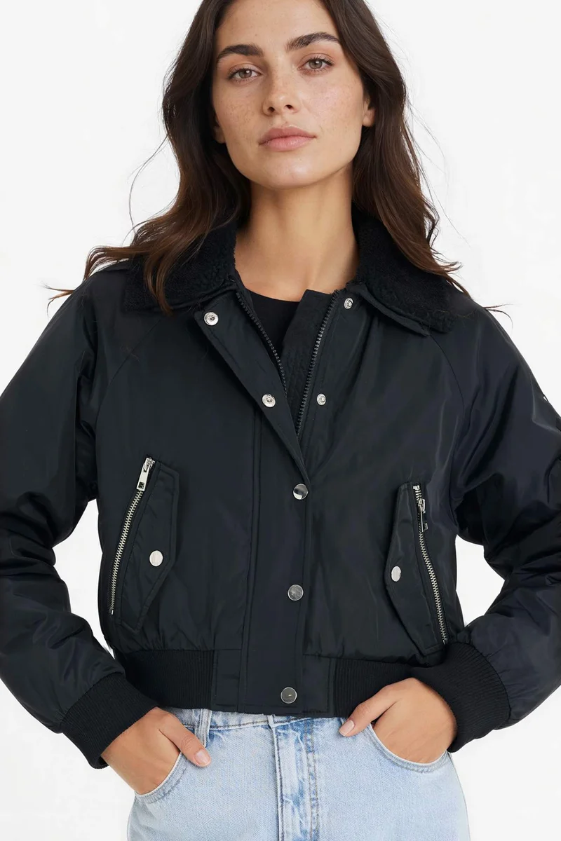 ديفاكتو Regular Fit Polo Neck Waterproof Crop Jacket