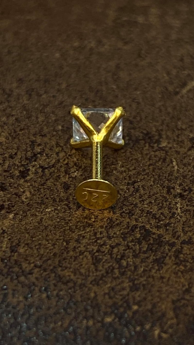 Hope Gems & Jewels Store ® دبوس أنف مربع الشكل من الذهب عيار 14 قيراط مع برغي، كريستال مقصوص على شكل أميرة - Image 4