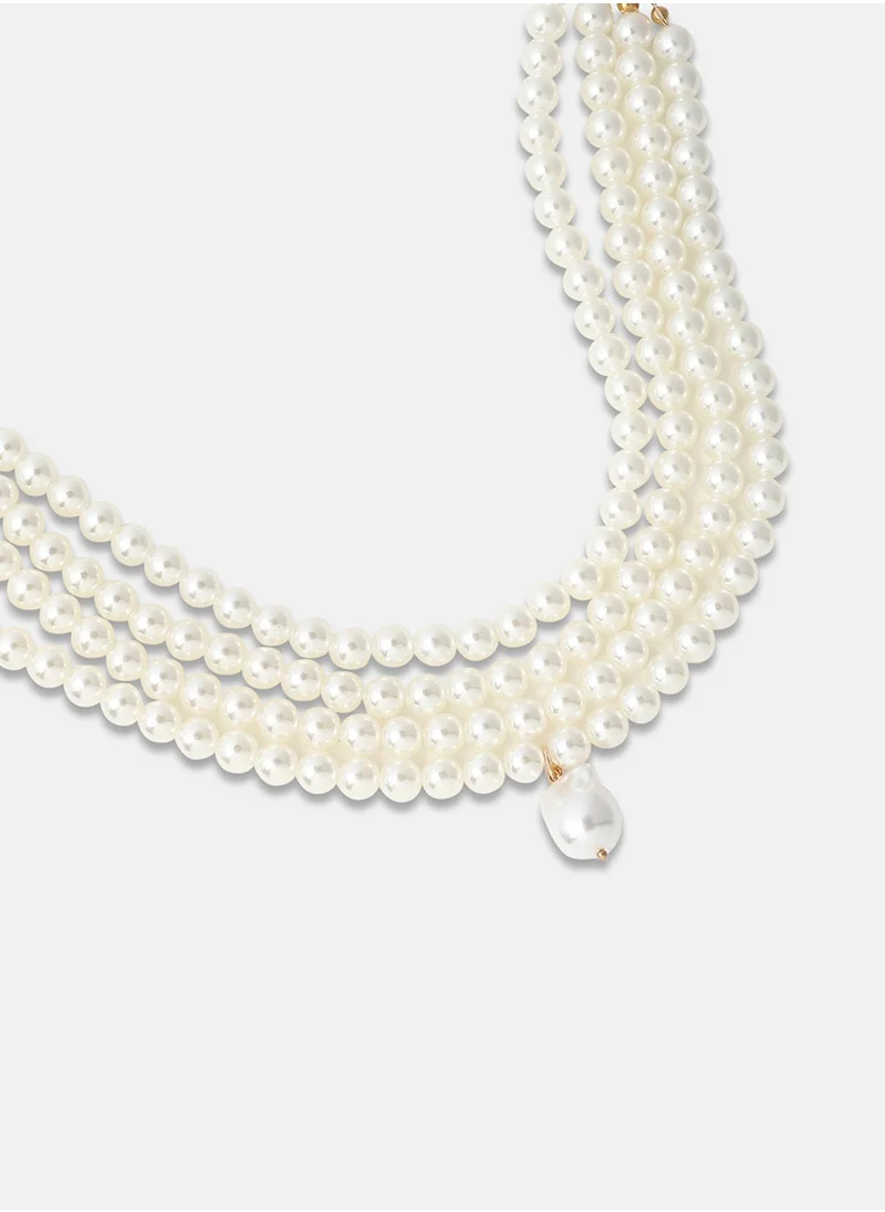 SOHI The Small Jackie Statement Necklace