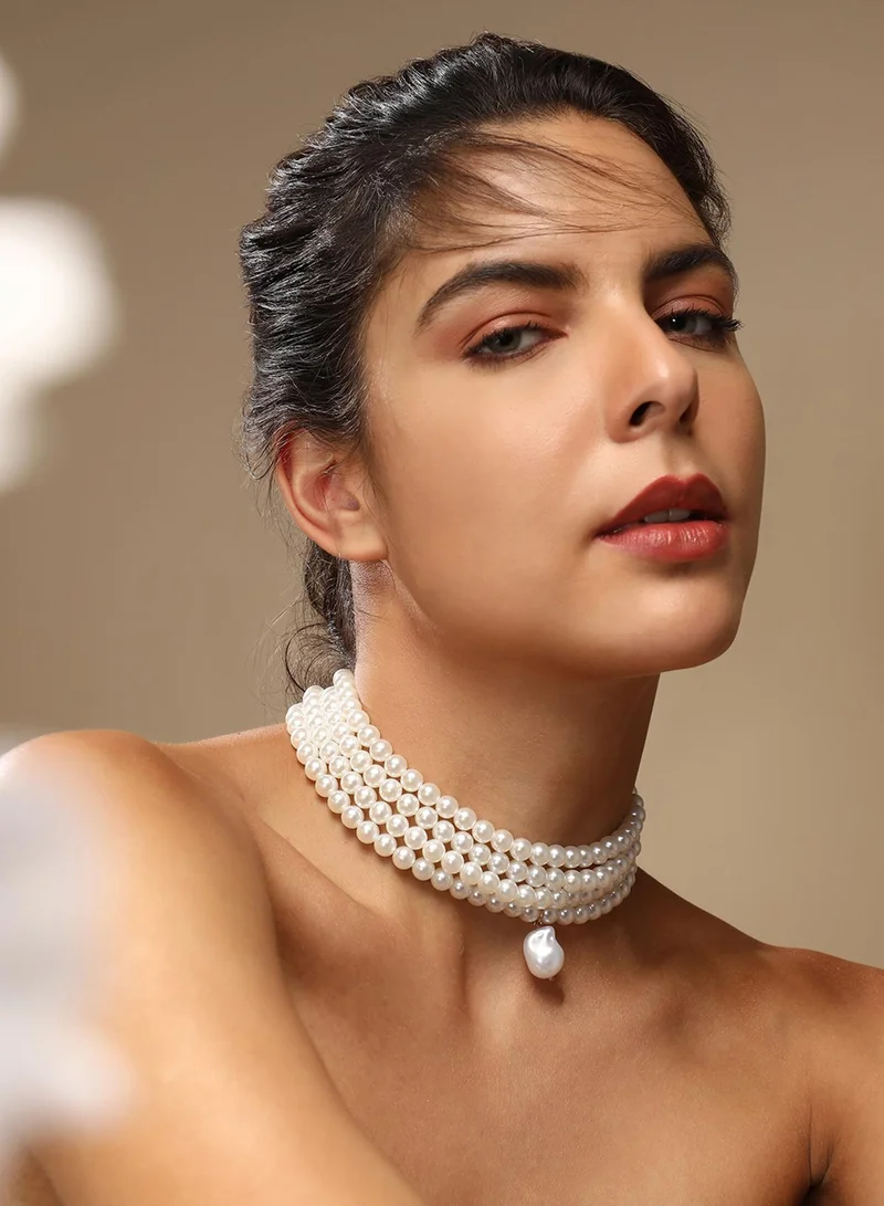 SOHI The Small Jackie Statement Necklace
