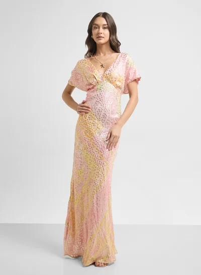Never fully Dressed KSA | Best Price Offers | Riyadh, Jeddah