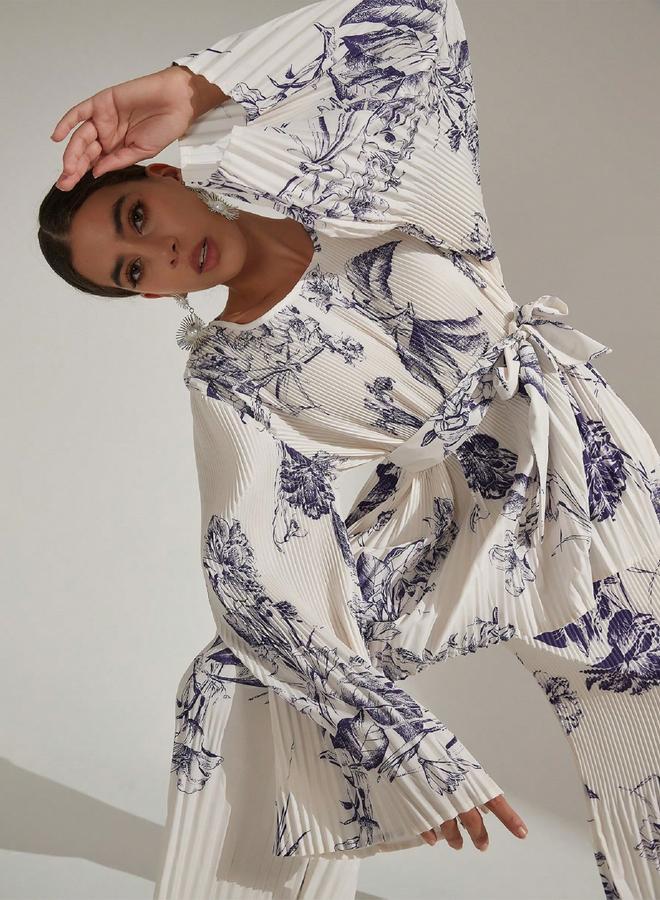 تايك تو طقم منسق من بنطال وبلوزة بطبعة زهور - Image 2