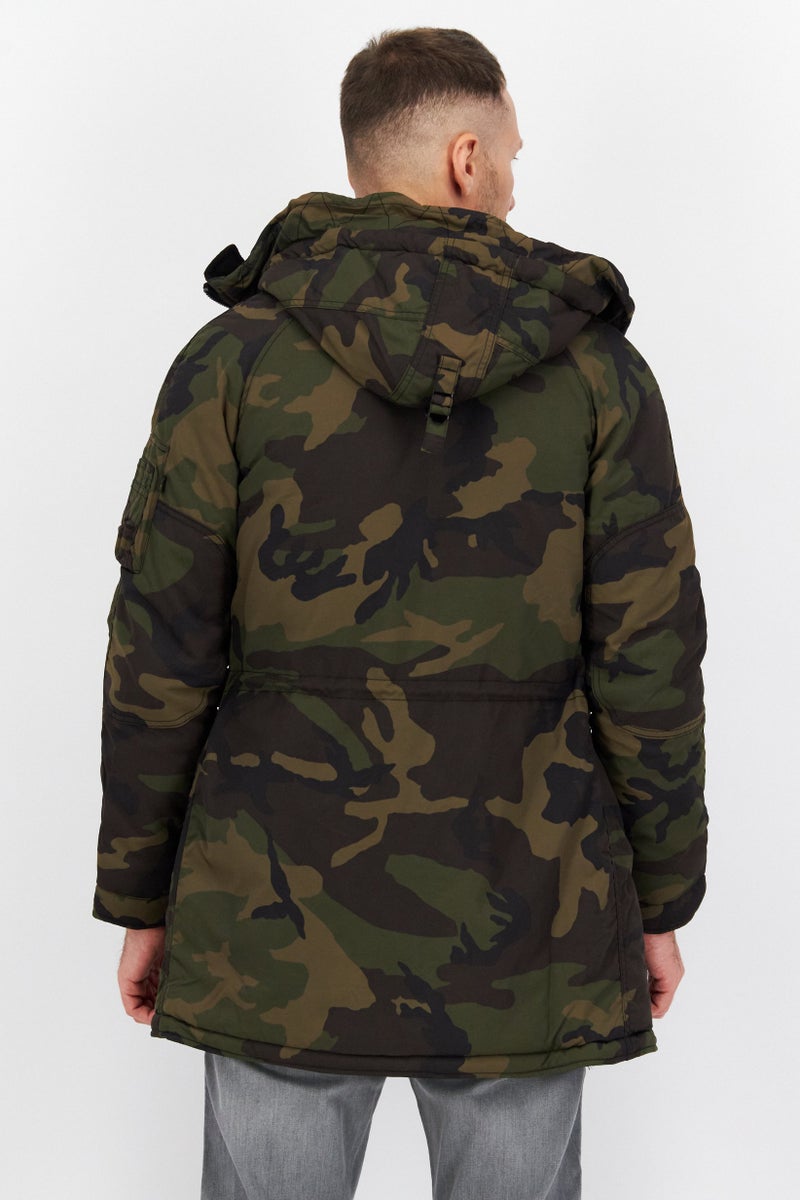 Alpha Industries جاكيت باركا بغطاء رأس للرجال بتصميم تمويه، مزيج زيتوني - Image 4