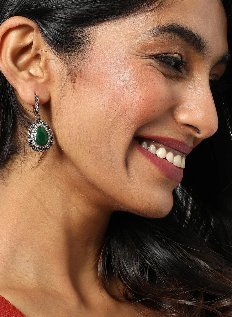 سوهي قرط متدلي من الحجر مصمم مطلي بالذهب