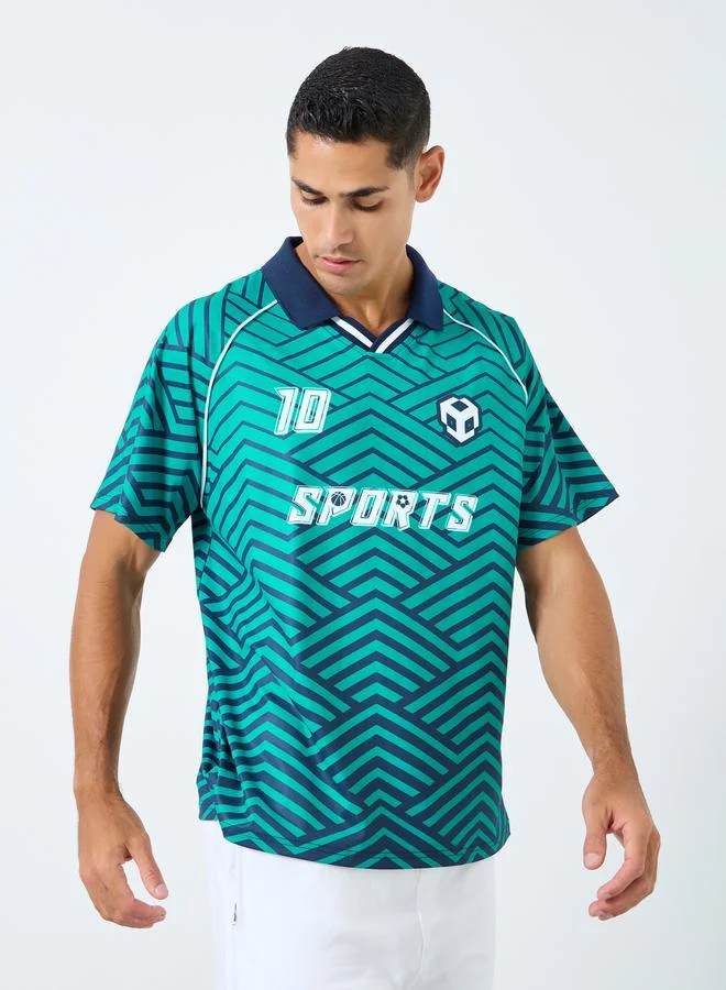 ستايلي تيشيرت بولو فضفاض بطبعة جرافيك