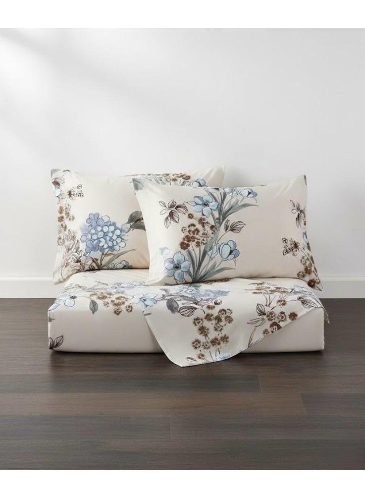 3-Piece 150 GSM Microfiber King Size Bed Sheet Set - Elegant Blue Hydrangea & Botanical Print on Cream, Includes 1 Flat Sheet (270x250 CM) & 2 Pillowcases (50x75 CM) - Image 2