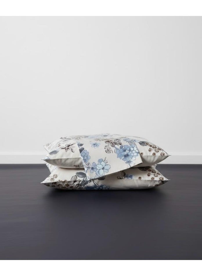 3-Piece 150 GSM Microfiber King Size Bed Sheet Set - Elegant Blue Hydrangea & Botanical Print on Cream, Includes 1 Flat Sheet (270x250 CM) & 2 Pillowcases (50x75 CM) - Image 3