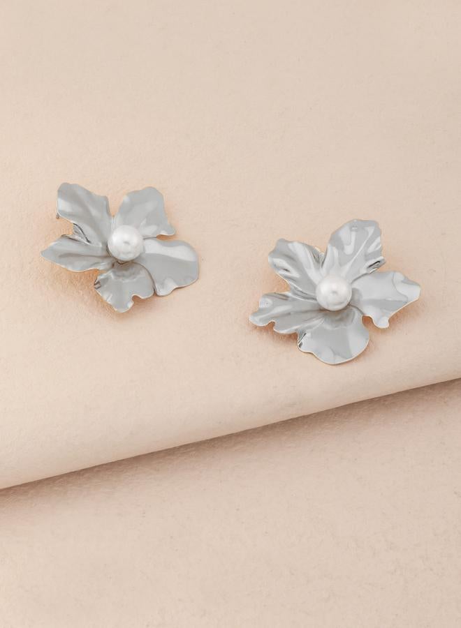 Take Two Flower Faux Pearl Earrings - Image 4