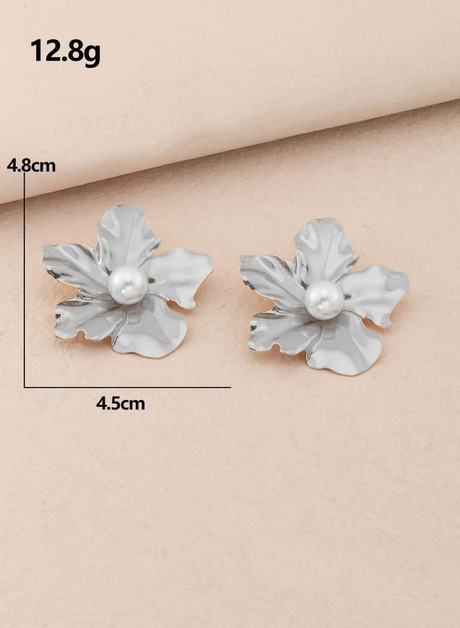 Take Two Flower Faux Pearl Earrings - Image 5