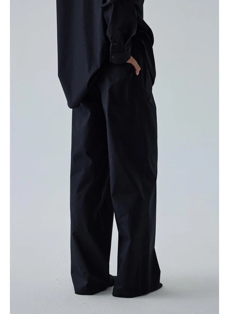 سود كوليكشن Saud Collection Black Basic Poplin Trousers