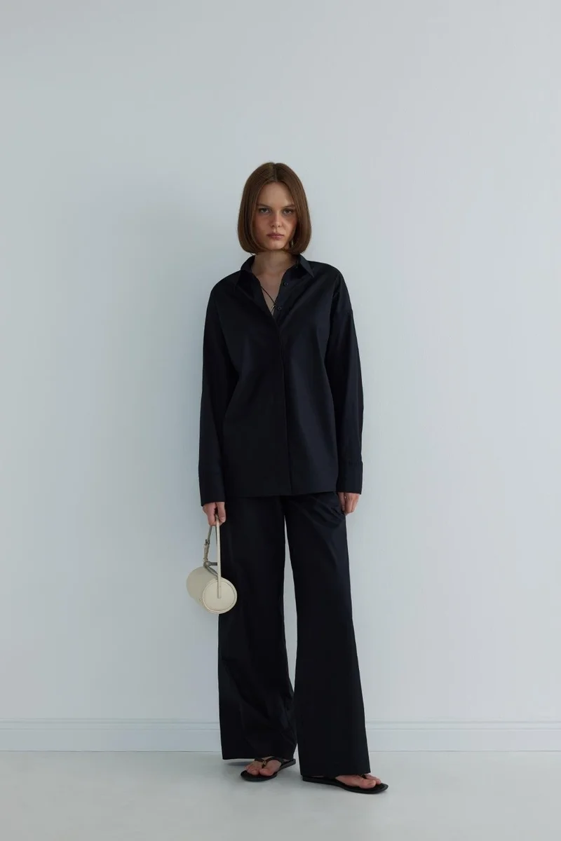 سود كوليكشن Saud Collection Black Basic Poplin Trousers