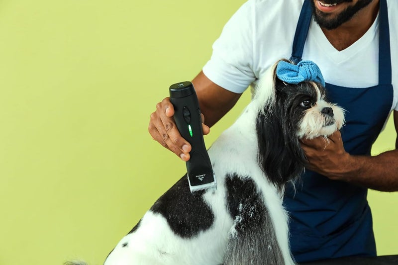 Andis أنديس 79170 بلس زير II 5 سرعات ماكينة حلاقة قابلة للفصل بدون سلك لتجميل الحيوانات والكلاب مع بطارية ليثيوم أيون قابلة للإزالة وضوء شحن LED باللون الأسود - Image 4