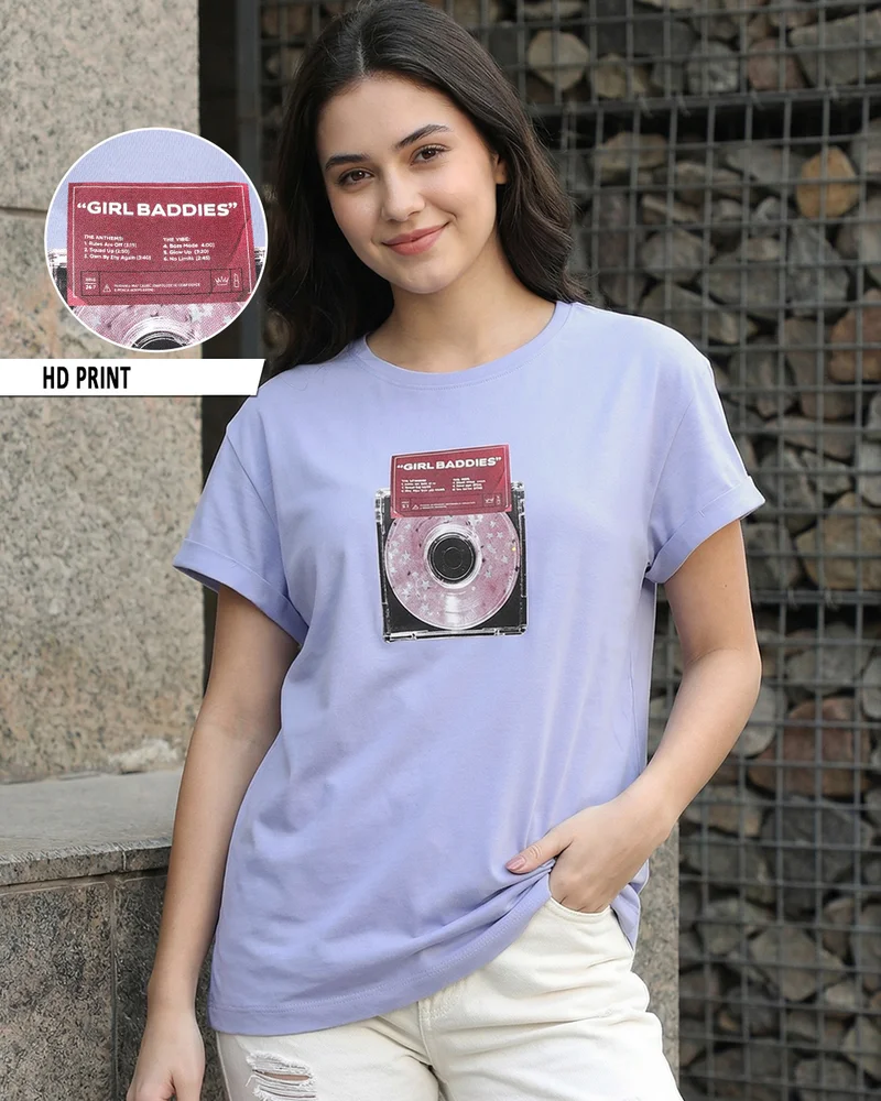 بيواكوف Women's Baby Lavender Baddie Playlist Graphic Printed Boyfriend T-shirt