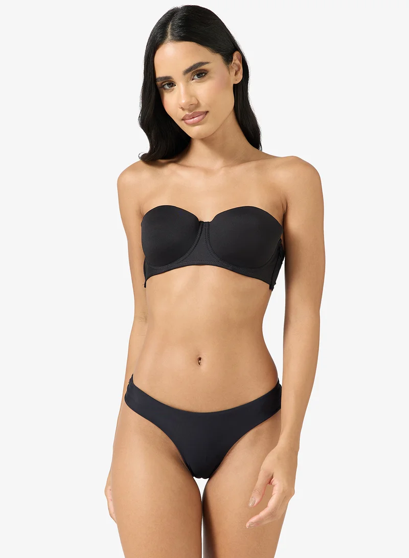 ايلا ثلاث قطع سراويل داخلية دانتيل جريئة