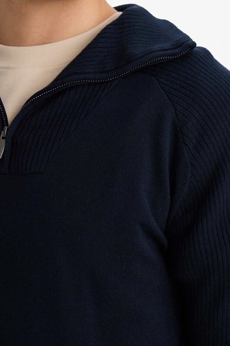 DeFacto Blue Man Standard Fit Turtleneck Knitwear Pullover Casual - Image 4