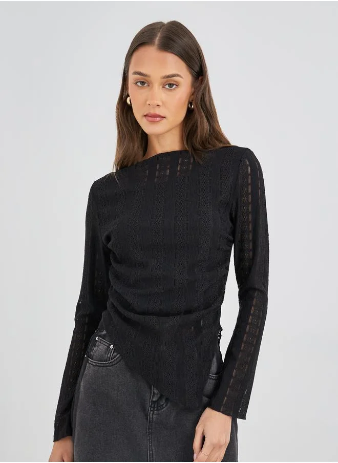 Styli Styli Long Sleeve Asymmetrical Hem Knit Top