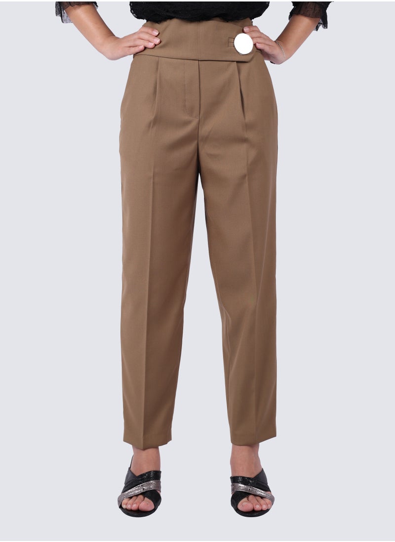 VERO MODA - Women's Front Pleated Carrot Pant in Elm - Image 1
