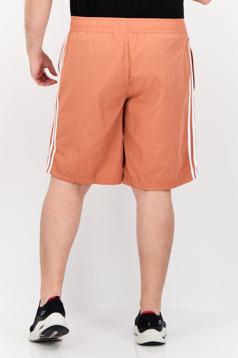 Adidas شورتات تدريب رياضية للرجال بشعار العلامة التجارية، بني - Image 4