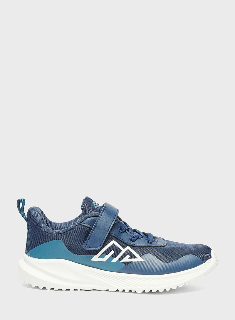 Oaklan by Shoexpress Youth Low Top Velcro Sneakers