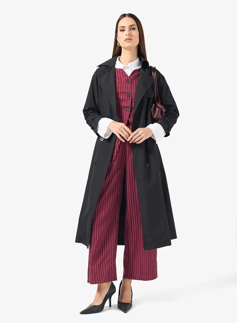 ايلا طقم سترة وبنطلون مخطط