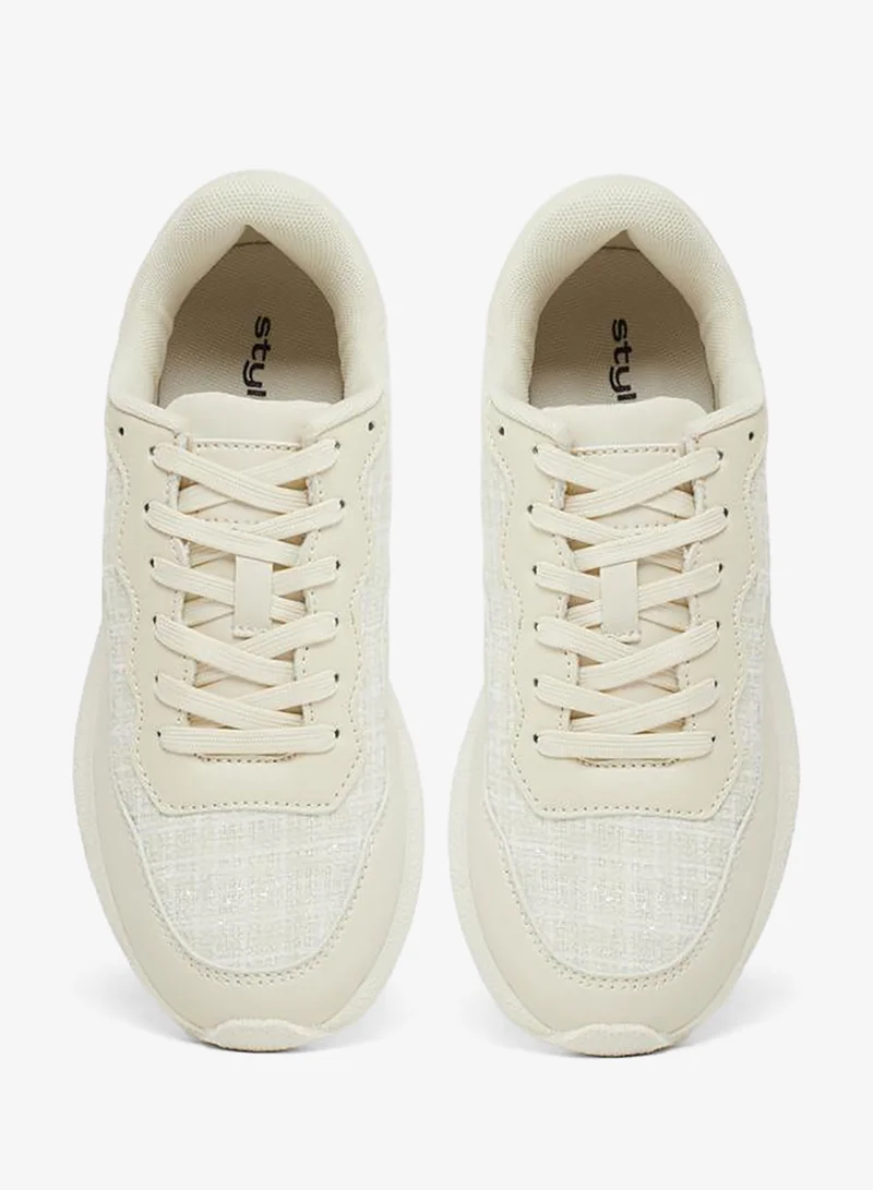 ستايلي اكتيف ستيلي سنيكرز برباط وجوانب مضلعة