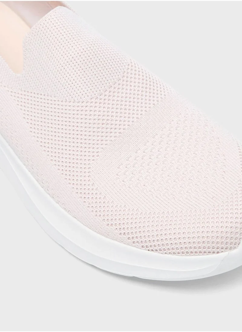 Dash Close Toe Flat Slip Ons