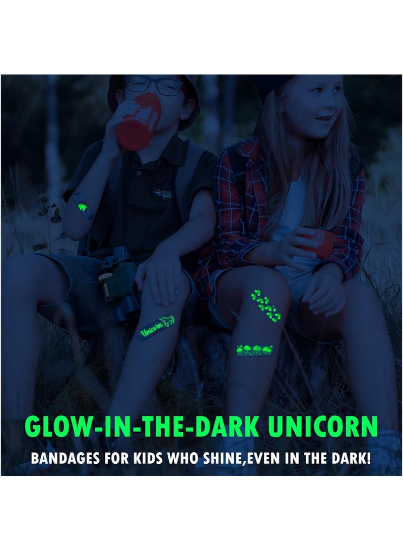 50 قطعة ضمادة مضيئة في الظلام للأطفال ضمادات نيون لطيفة قابلة للتنفس ومقاومة للماء للبنات والأولاد والأطفال الصغار، لفافة لاصقة مرنة للجروح والخدوش والجروح - Image 5