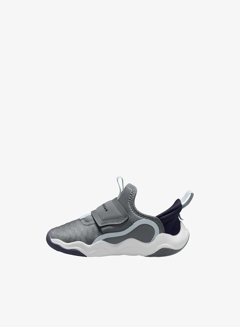 جوردن جوردن . سهلة الارتداء للأطفال