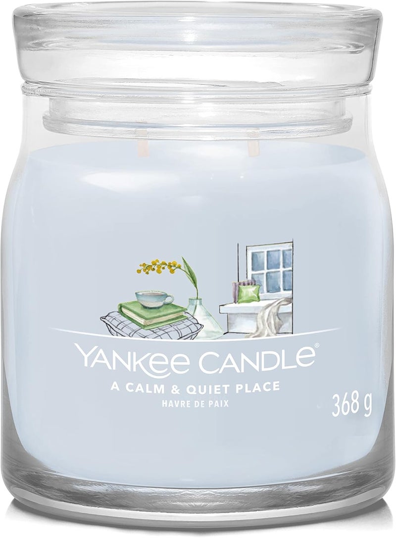 YANKEE CANDLE شمعة جرة معطرة مميزة - 368 جرام | مكان هادئ وساكن | شمعة ذات فتيلين - Image 1