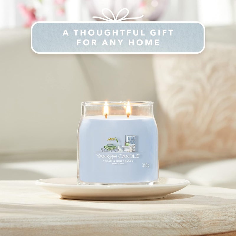 YANKEE CANDLE شمعة جرة معطرة مميزة - 368 جرام | مكان هادئ وساكن | شمعة ذات فتيلين - Image 5